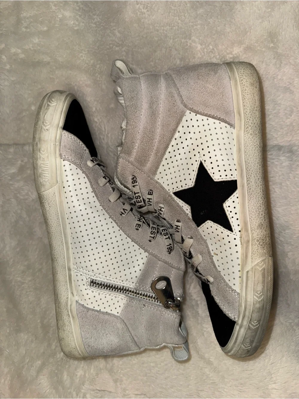 Vintage Havana Lester Women's Size 8.5 Sneakers - Classic Star Logo